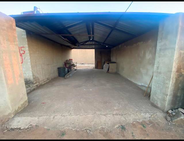 2 BEDROOM HOUSE FOR SALE IN PALM RIDGE EXT 2